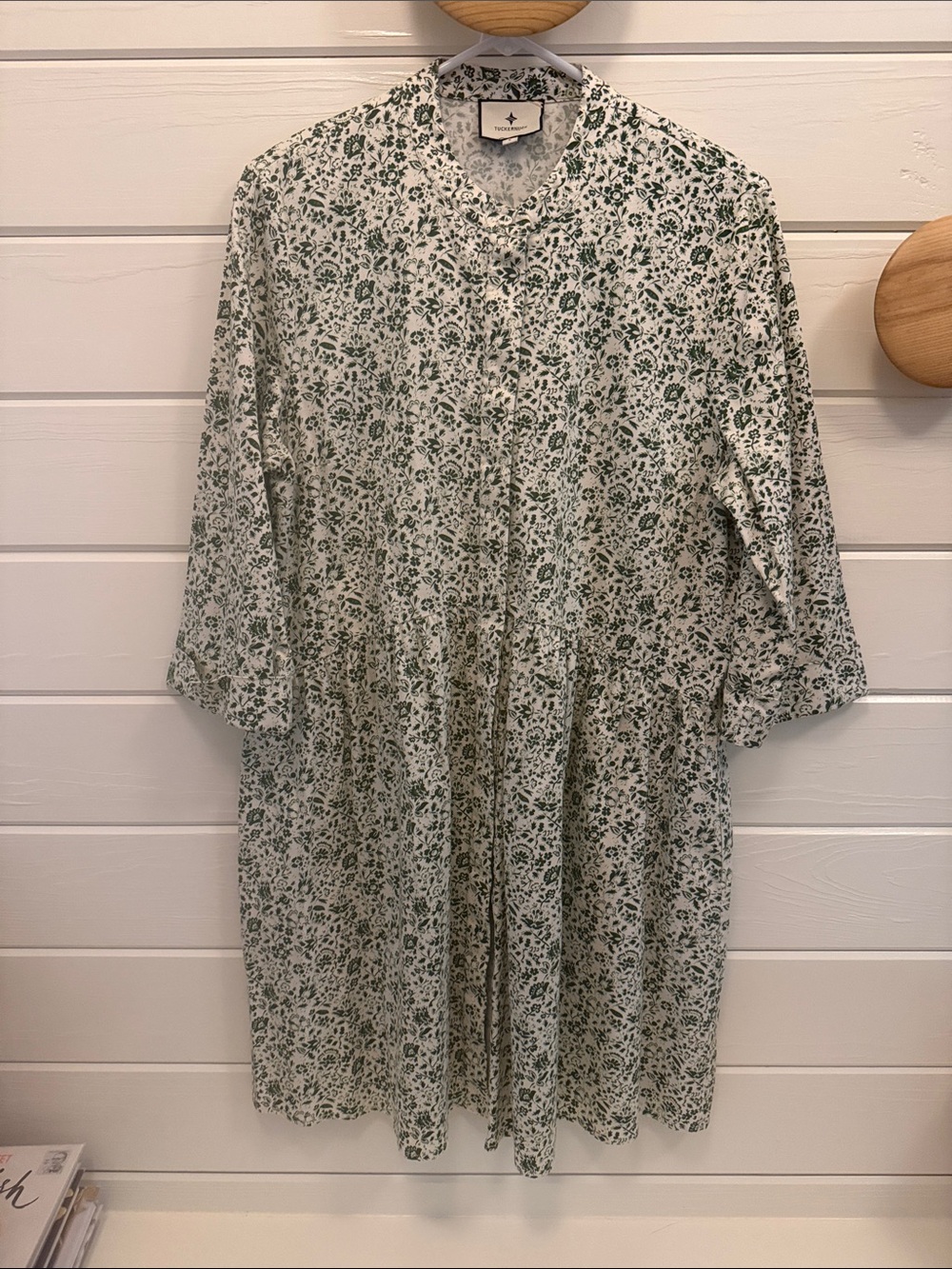 Tuckernuck Royal Shirt Dress in Ditsy Meadow Green Floral Print Size Large